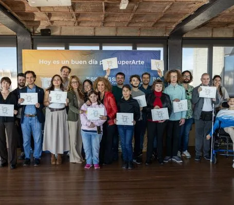 Entrega de las Becas SuperArte 2025 de Fundación SIFU en Barcelona.